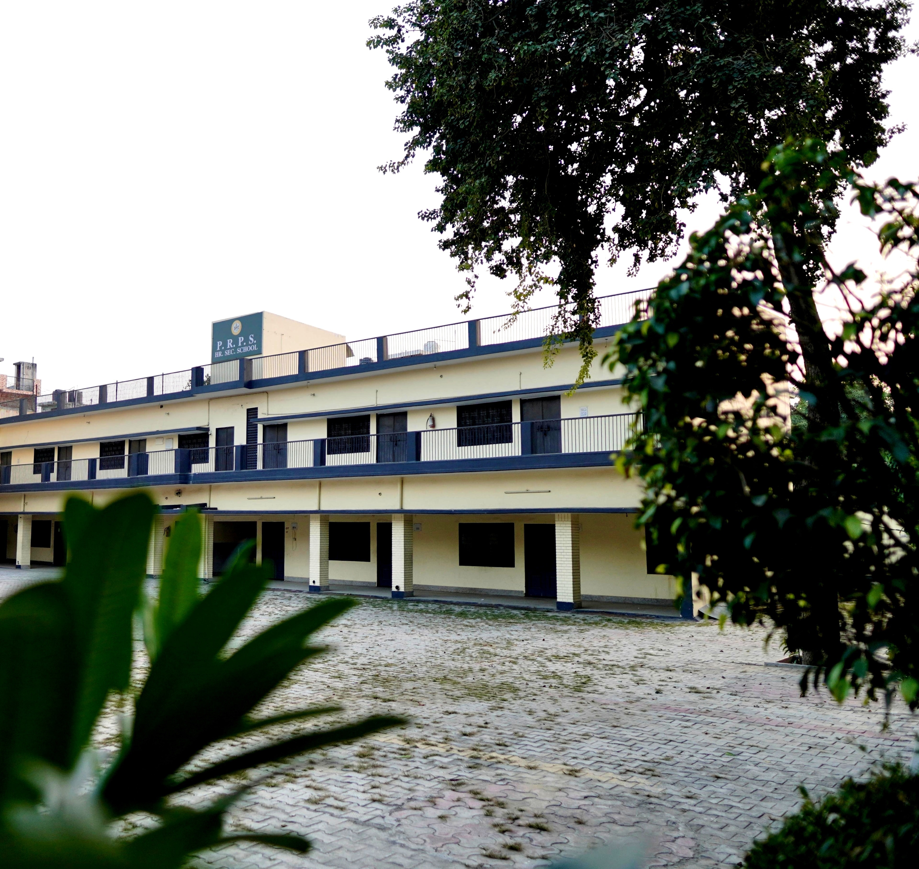 P. R. P. S. School campus